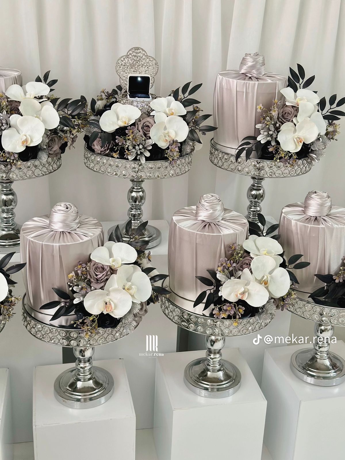 Luna Wedding Tray